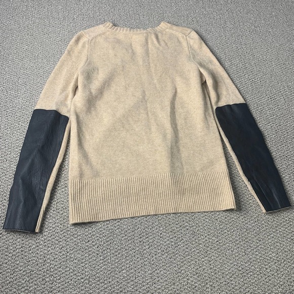J. Crew Womens Sweater Size XS Tan Wool Cashmere Blend Leather Trim Pullover - Picture 7 of 14